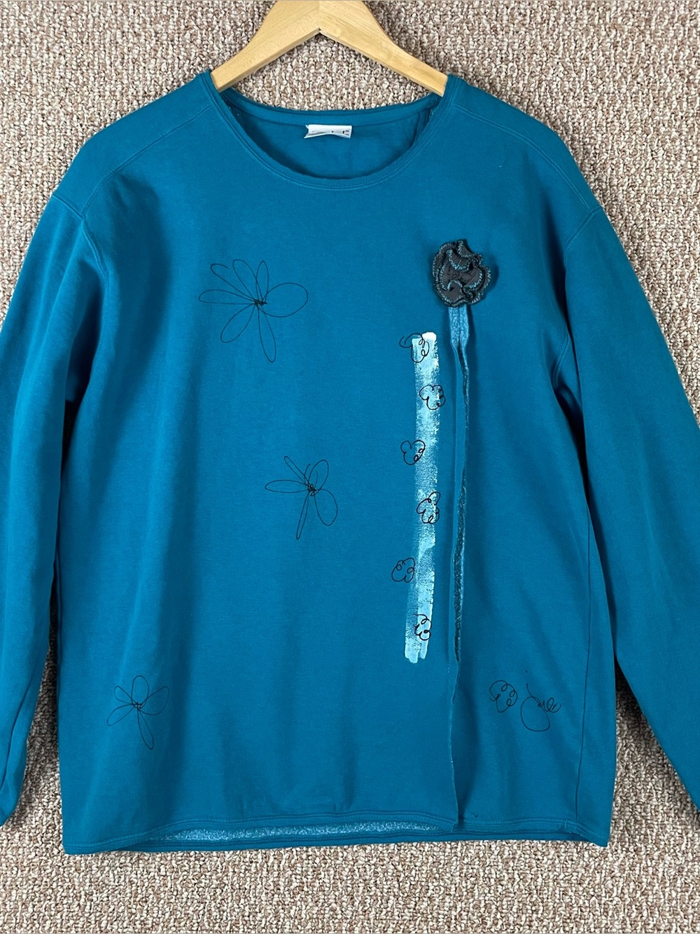 Kunkys Sweatshirt Womens Medium Hand Painted Art To Wear Blue Ruffle Crew T720